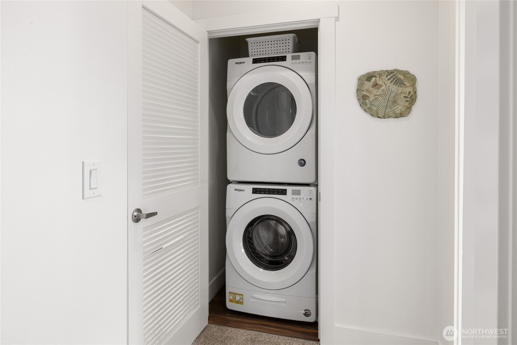 9614 Northeast 183rd Street, Unit D Bothell, WA 98011 - Photo 23 of 34