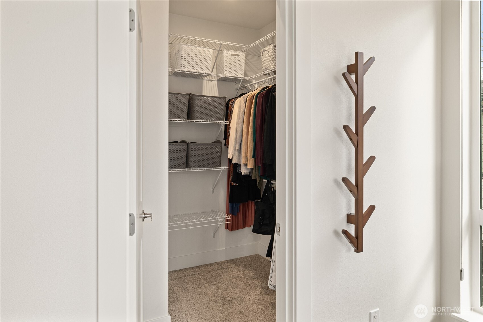 9614 Northeast 183rd Street, Unit D Bothell, WA 98011 - Photo 25 of 34