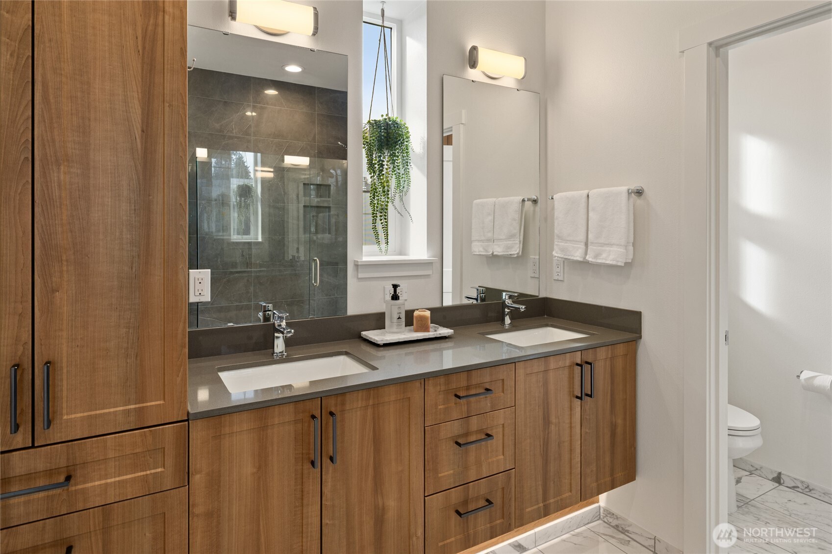 9614 Northeast 183rd Street, Unit D Bothell, WA 98011 - Photo 27 of 34