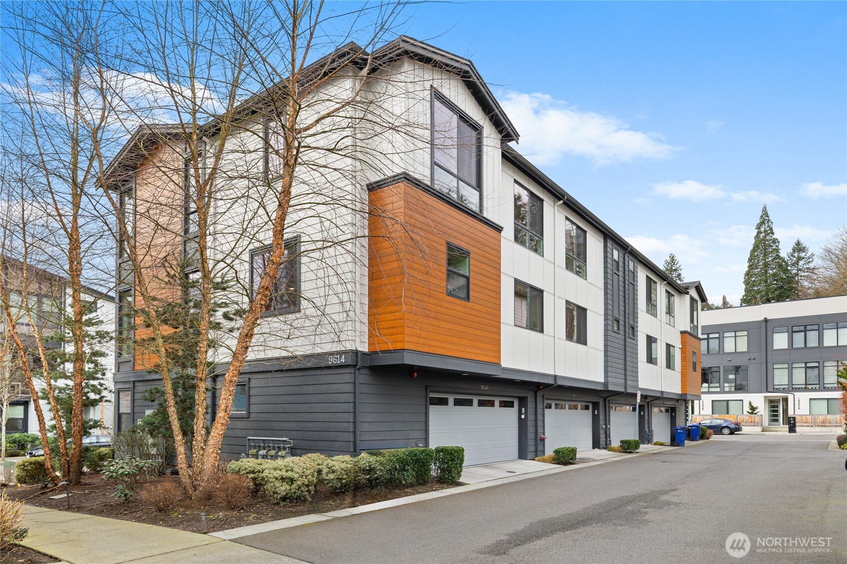 9614 Northeast 183rd Street, Unit D Bothell, WA 98011 - Photo 31 of 34