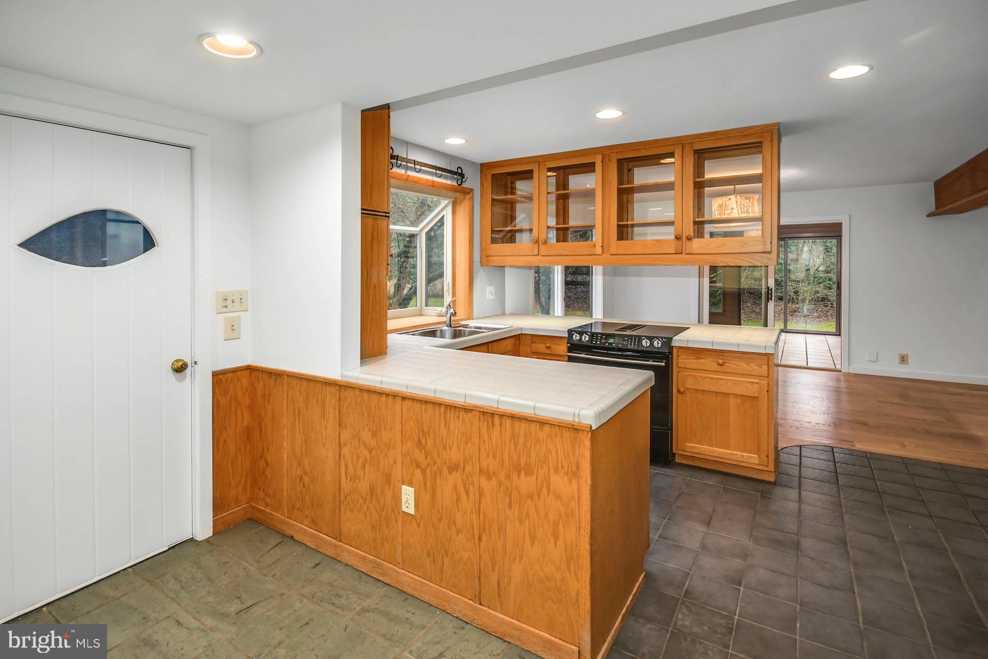 3030 Cooks Creek Road Riegelsville, PA 18077 - Photo 12 of 50