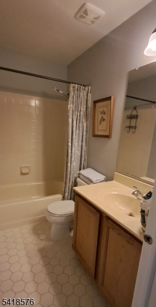 15 Andover Circle Princeton, NJ 08540 - Photo 16 of 16 a bathroom with a sink a toilet and a shower