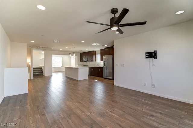 $2,250 | 1349 Jewelstone Circle, Henderson, NV 89012