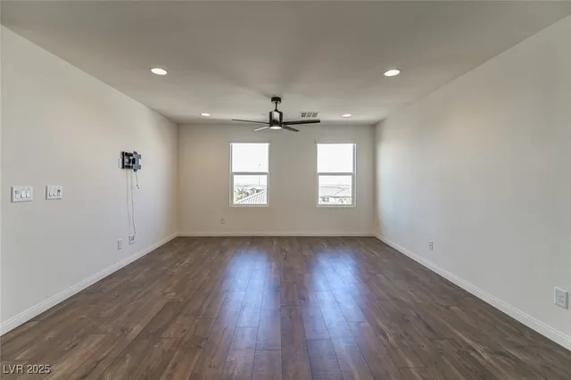 $2,250 | 1349 Jewelstone Circle, Henderson, NV 89012