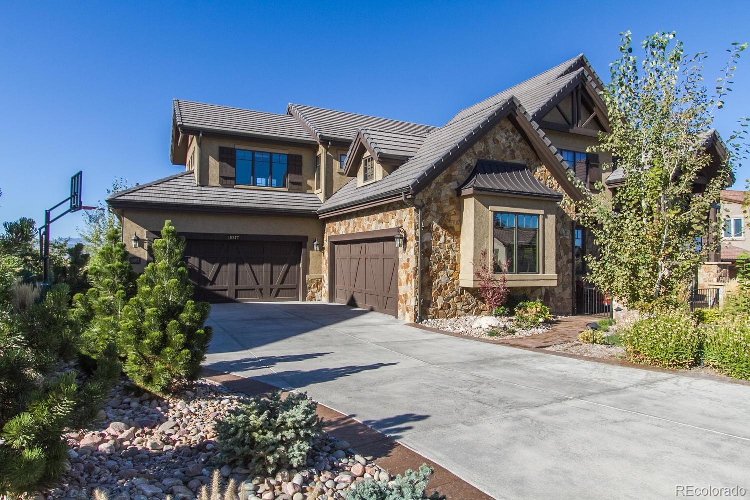 10877 Rainribbon Road Highlands Ranch, CO 80126 - Photo 3 of 35