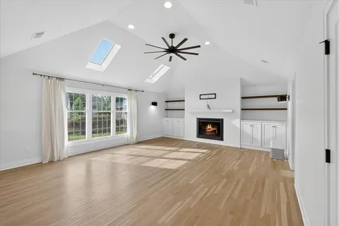 $755,000 | 3615 West 83rd Terrace, Prairie Village, KS 66206