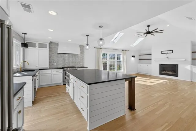 $779,000 | 3615 West 83rd Terrace, Prairie Village, KS 66206