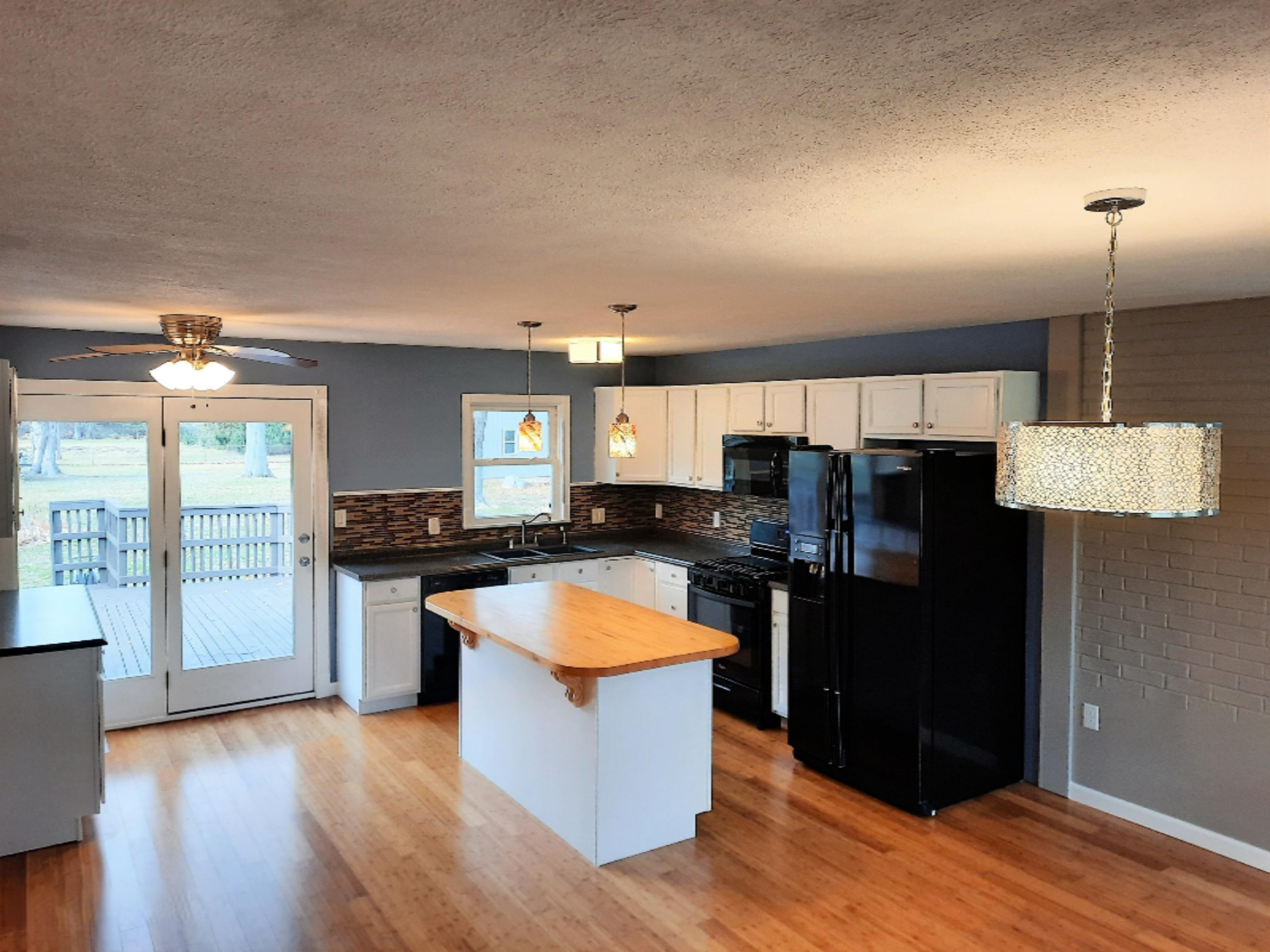 12385 Perry Road Battle Creek, MI 49015 - Photo 6 of 46 kt1