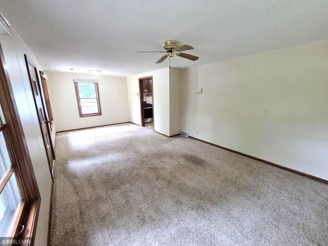 $399,900 | 25 Woodlawn Avenue, Tonka Bay, MN 55331