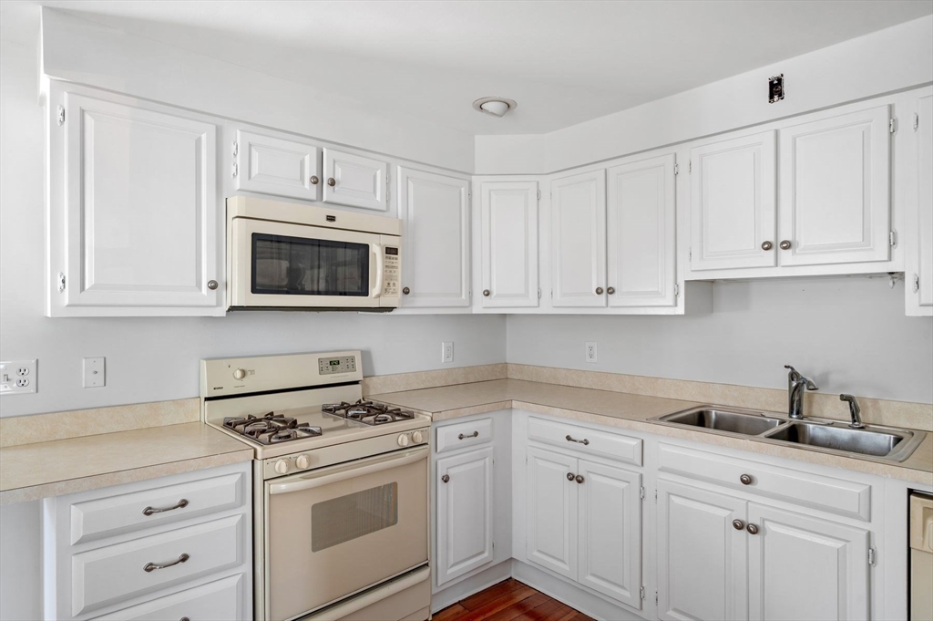1068 Main Street, Unit 1068 Wakefield, MA 01880 - Photo 13 of 19