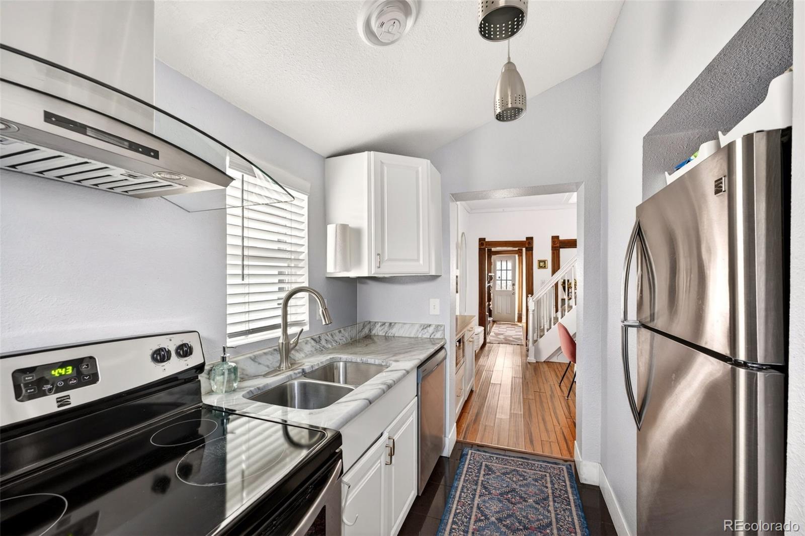 1144 South Logan Street Denver, CO 80210 - Photo 10 of 25