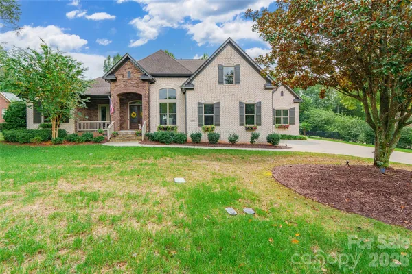 $1,199,900 | 106 Mary Mack Lane, Fort Mill, SC 29715