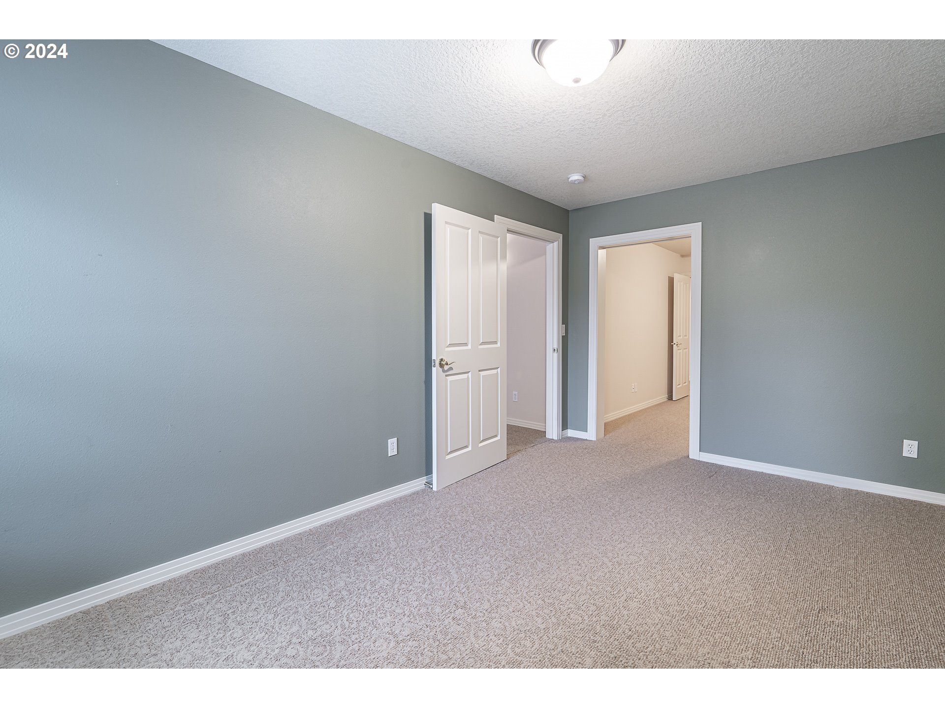 11084 Southeast Valley Way Happy Valley, OR 97086 - Photo 29 of 40 a view of empty room
