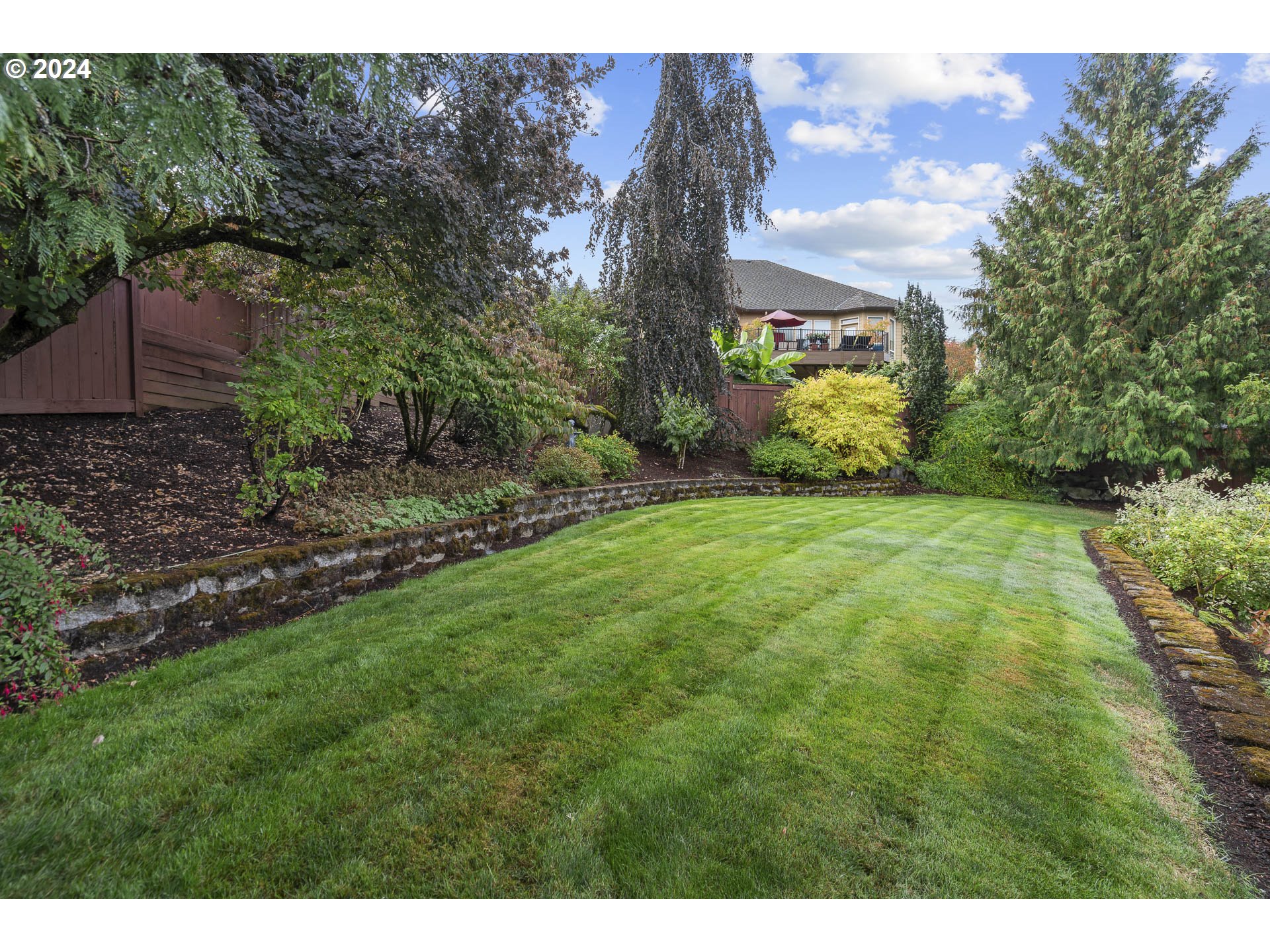 11084 Southeast Valley Way Happy Valley, OR 97086 - Photo 36 of 40 a view of a back yard