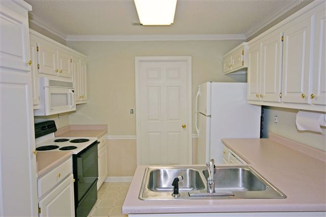 419 East Butler Road, Unit 24 Mauldin, SC 29662 - Photo 5 of 10 Gallery Image 5