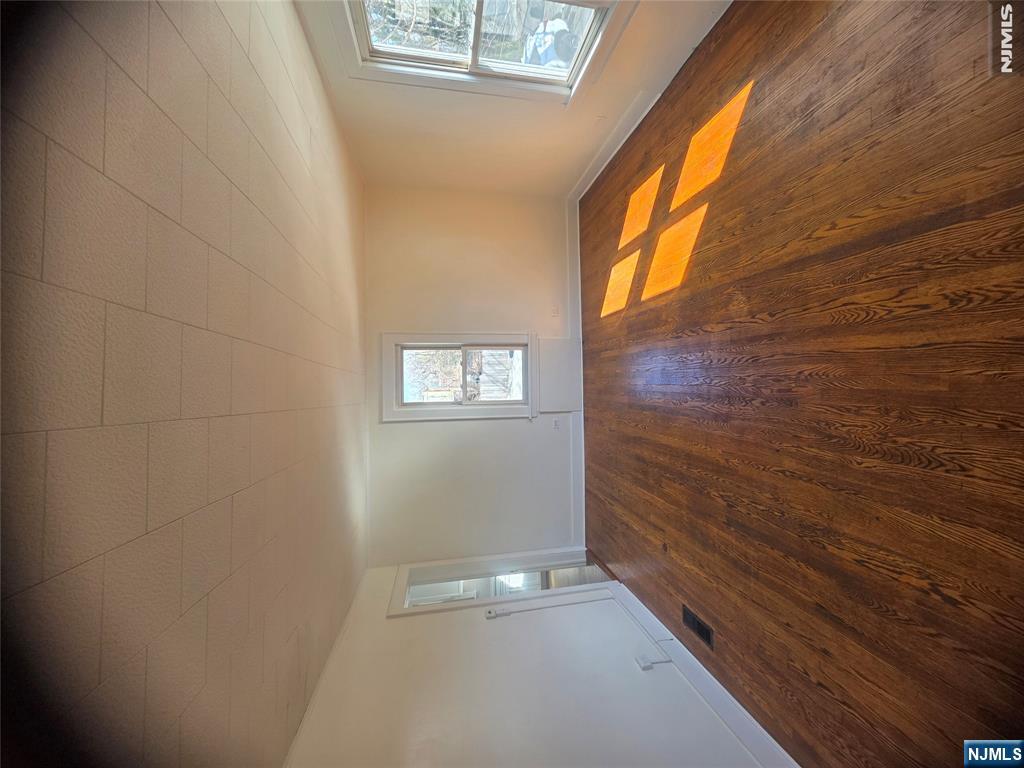 828 Kinderkamack Road River Edge, NJ 07661 - Photo 10 of 14