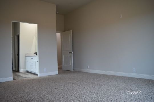 156 Rainshadow Court Ridgecrest, CA 93555 - Photo 14 of 35 Gallery Image 14