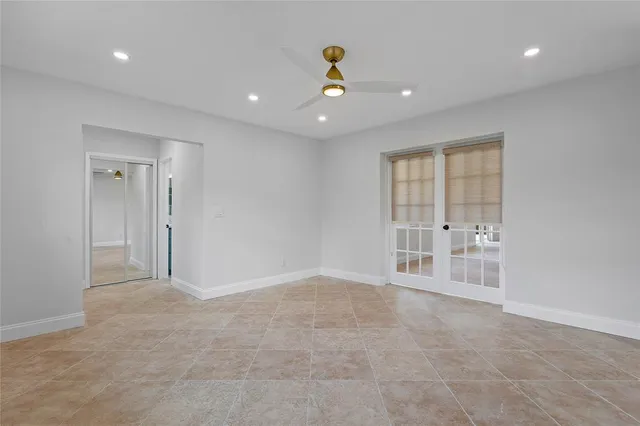 $5,000 | 5206 Cleveland Street, Hollywood, FL 33021