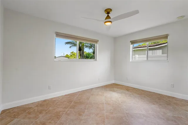 $5,000 | 5206 Cleveland Street, Hollywood, FL 33021