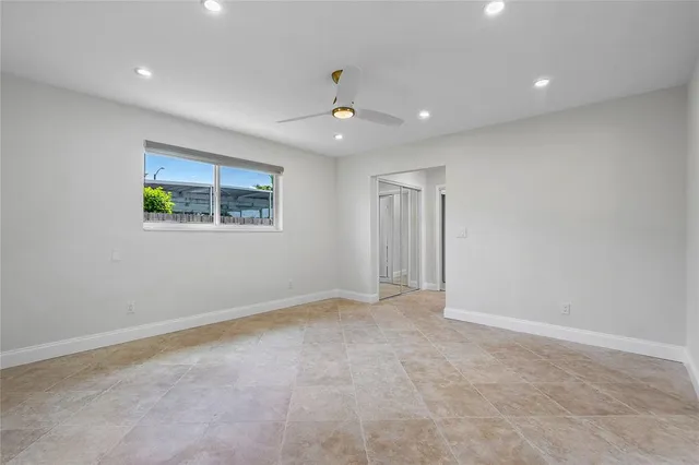 $5,000 | 5206 Cleveland Street, Hollywood, FL 33021