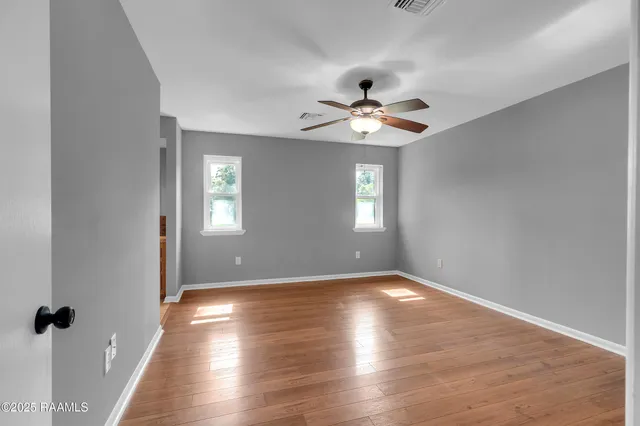 $325,000 | 302 Willow Wood Drive, New Iberia, LA 70563