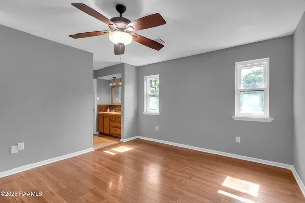 $299,000 | 302 Willow Wood Drive, New Iberia, LA 70563