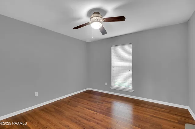 $325,000 | 302 Willow Wood Drive, New Iberia, LA 70563