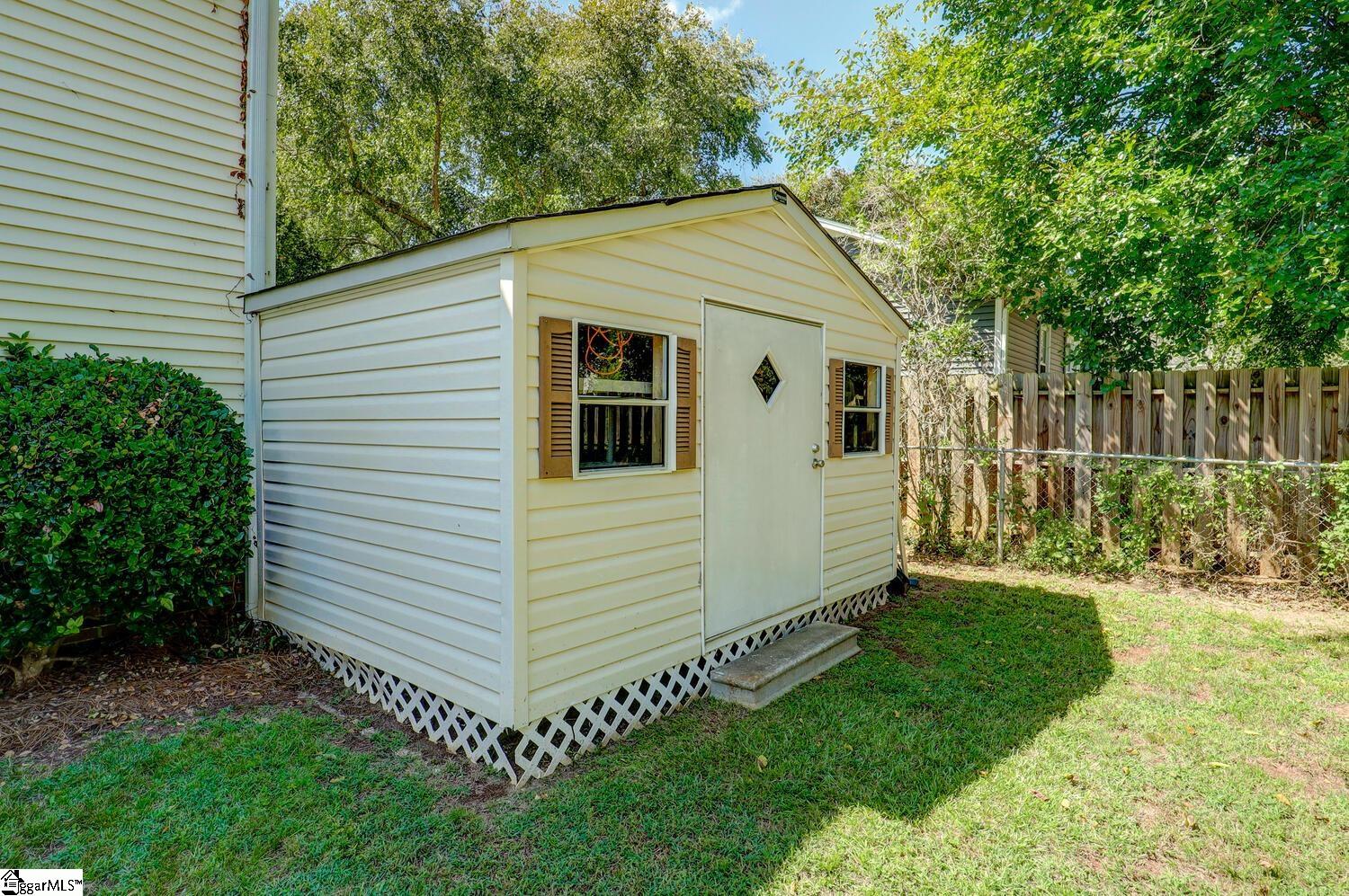 411 South Batesville Road Greer, SC 29650 - Photo 28 of 30 Gallery Image 28