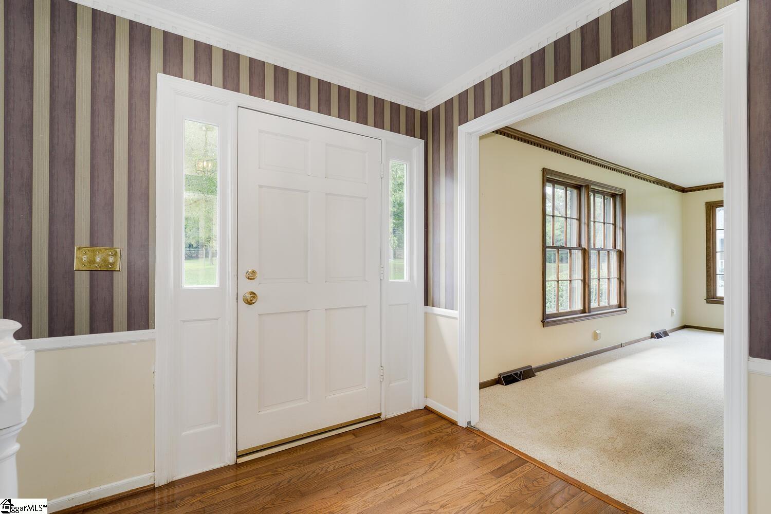 411 South Batesville Road Greer, SC 29650 - Photo 5 of 30 Gallery Image 5