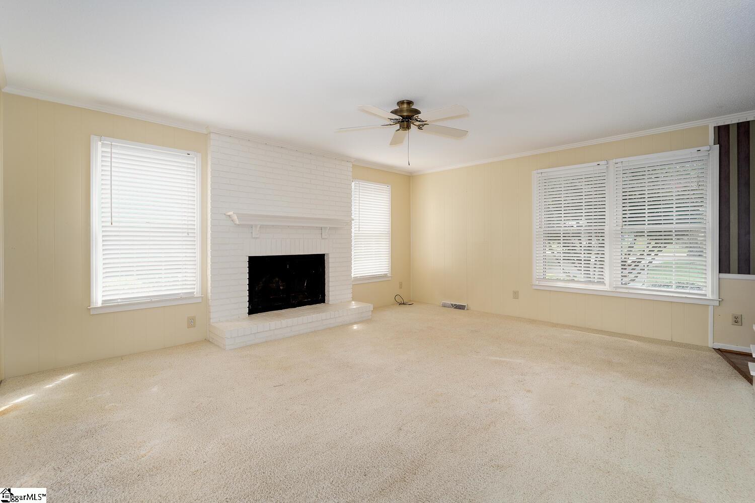 411 South Batesville Road Greer, SC 29650 - Photo 6 of 30 Gallery Image 6