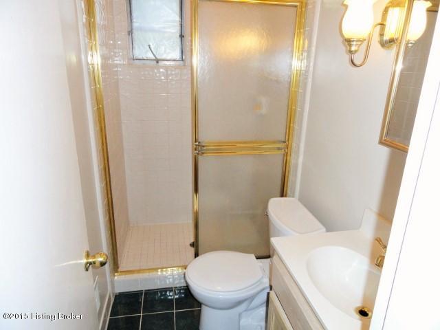 8604 Whipps Bend Road Louisville, KY 40222 - Photo 17 of 24 DSC03160