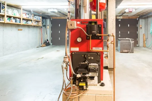 $674,900 | 21-22 Beach Drive, West Brookfield, MA 01585