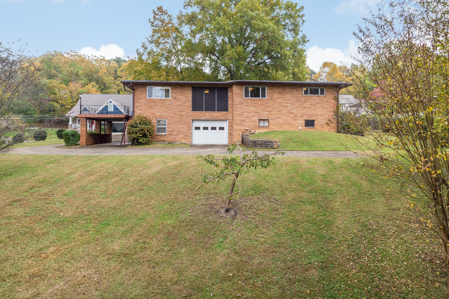 603 Layfield Road Chattanooga, TN 37412 - Photo 8 of 28 603_Layfield_Rd27