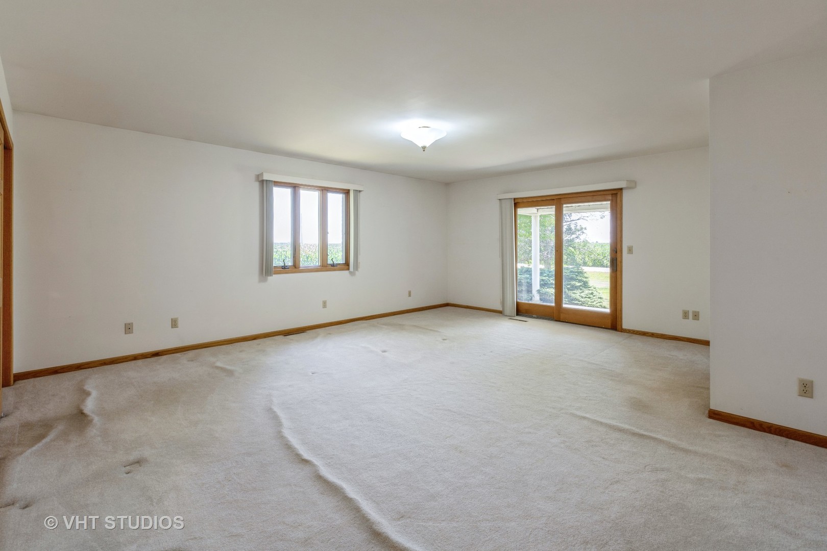 3440 Hermann Road Lee, IL 60530 - Photo 16 of 37 an empty room with windows