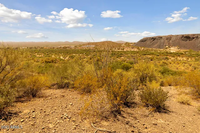 $299,000 | 15 North Gila River Drive, Unit 7, Winkelman, AZ 85192