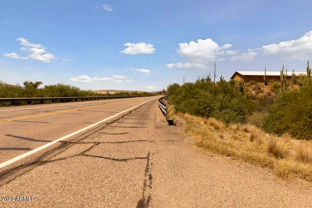 $299,000 | 15 North Gila River Drive, Unit 7, Winkelman, AZ 85192