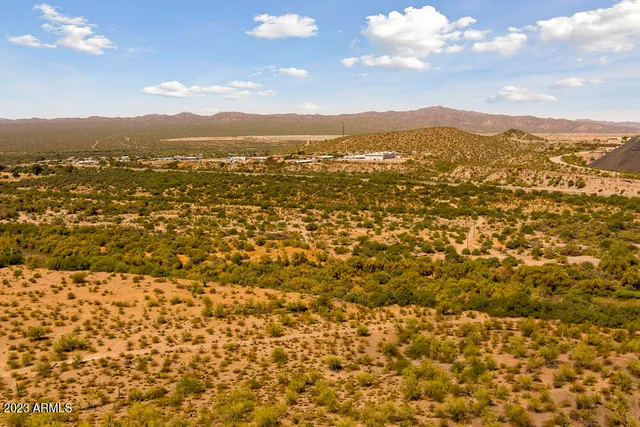 $299,000 | 15 North Gila River Drive, Unit 7, Winkelman, AZ 85192