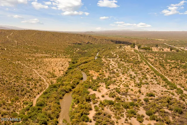 $299,000 | 15 North Gila River Drive, Unit 7, Winkelman, AZ 85192