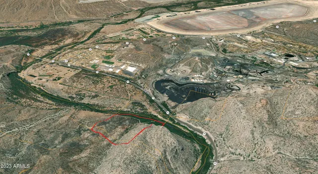 $299,000 | 15 North Gila River Drive, Unit 7, Winkelman, AZ 85192