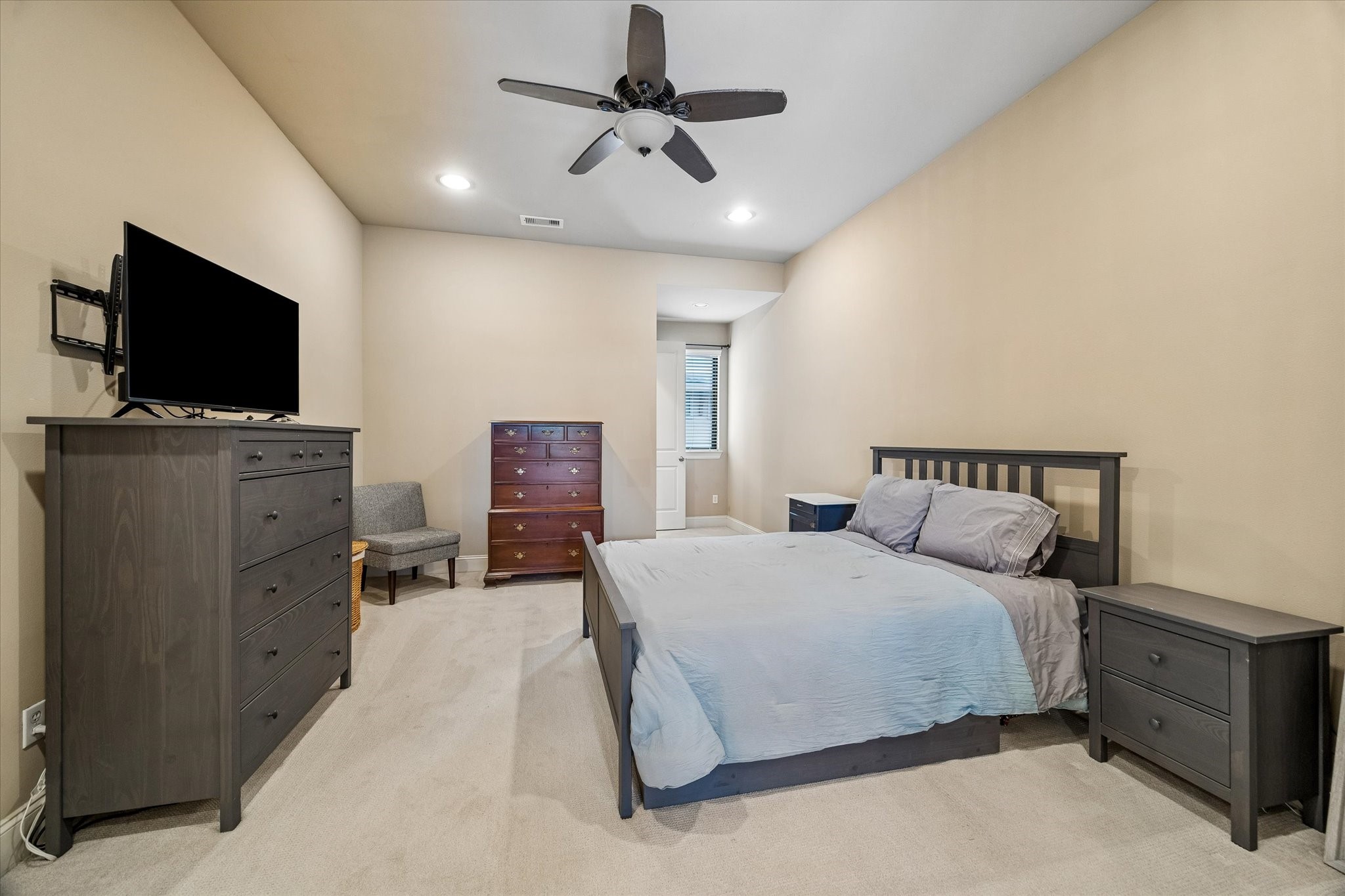 2848 Leeland Street Houston, TX 77003 - Photo 14 of 25