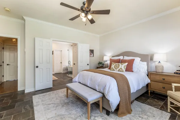 $545,000 | 4007 Cinnamon Fern Court, Houston, TX 77059