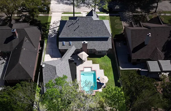 $545,000 | 4007 Cinnamon Fern Court, Houston, TX 77059