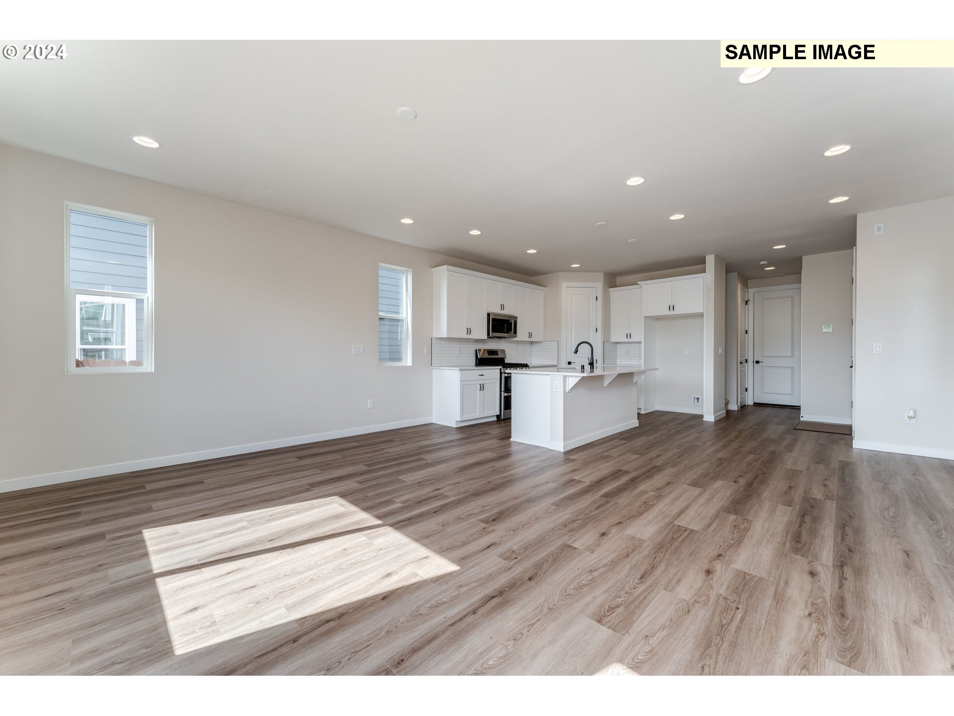 807 Northwest 178th Street Ridgefield, WA 98642 - Photo 17 of 40