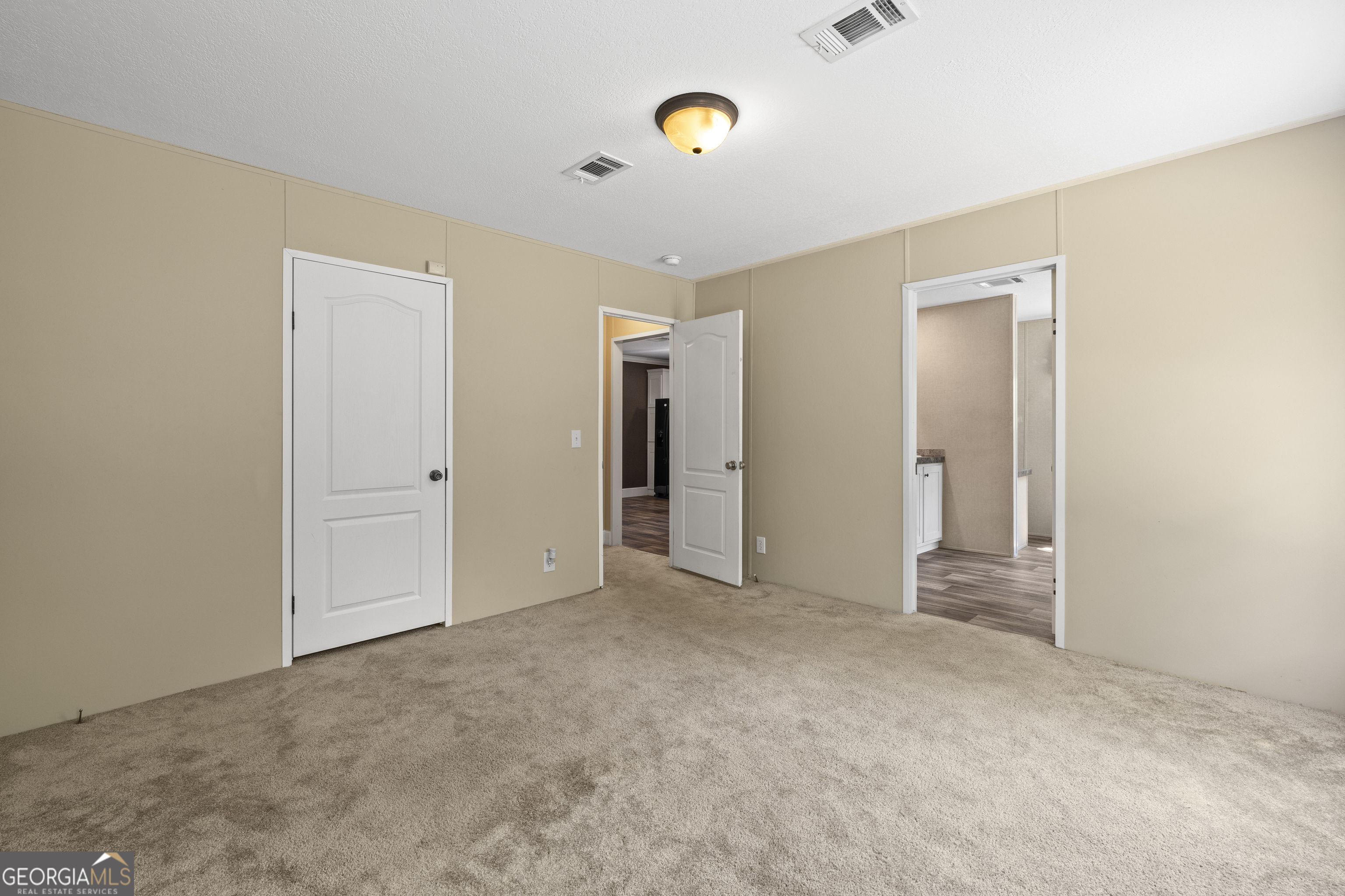 1173 Highway 21 Springfield, GA 31329 - Photo 10 of 18 a view of an empty room