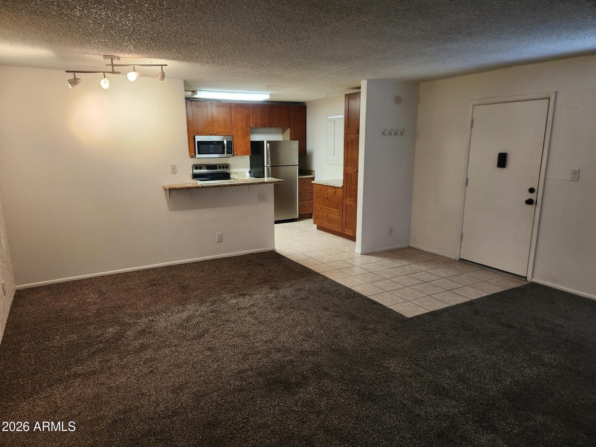 3230 East Pinchot Avenue, Unit 3 Phoenix, AZ 85018 - Photo 3 of 24 20260315_095938_resized_1