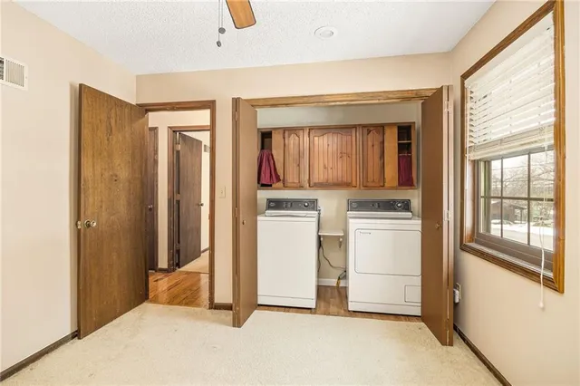 $345,000 | 917 Northwest Valley Lane, Riverside, MO 64150