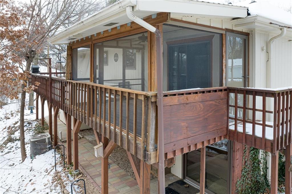 917 Northwest Valley Lane Riverside, MO 64150 - Photo 34 of 39