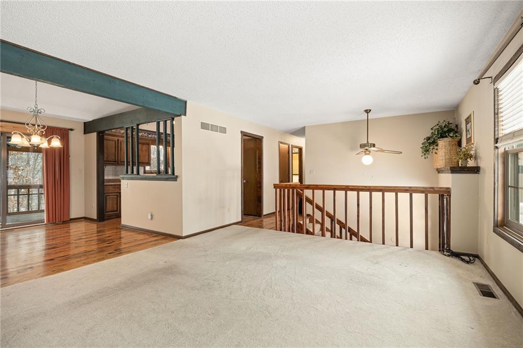 917 Northwest Valley Lane Riverside, MO 64150 - Photo 7 of 39