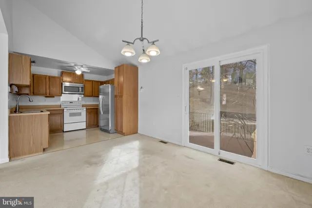 $520,000 | 6804 Zook Place, Riverdale, MD 20737