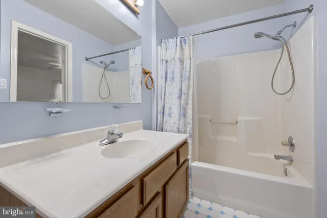 $520,000 | 6804 Zook Place, Riverdale, MD 20737